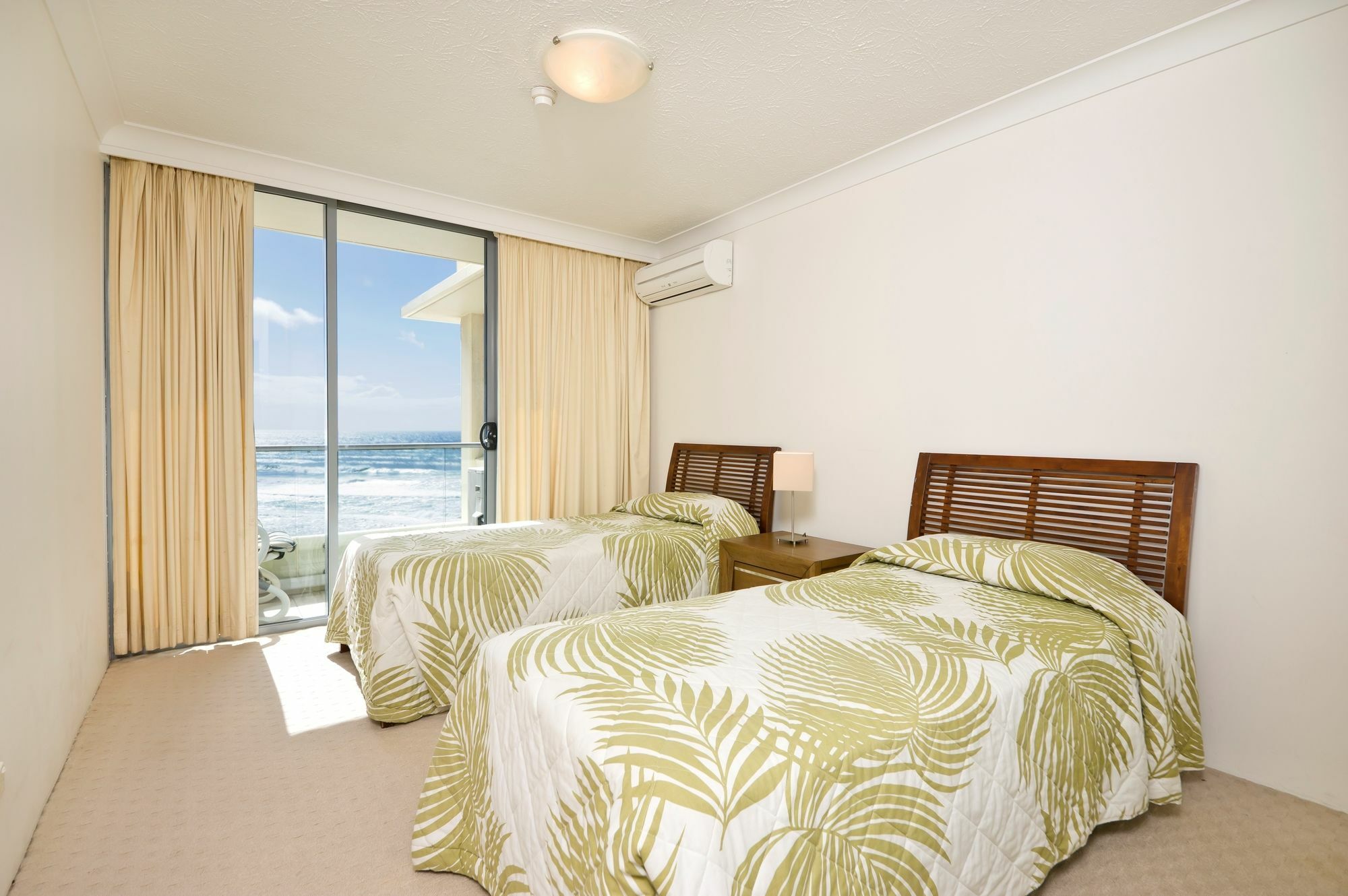 เบิร์คลีย์ ออน เดอะ บีช อพาร์ตเมนท์ Aparthotel โกลด์โคสต์ ภายนอก รูปภาพ
