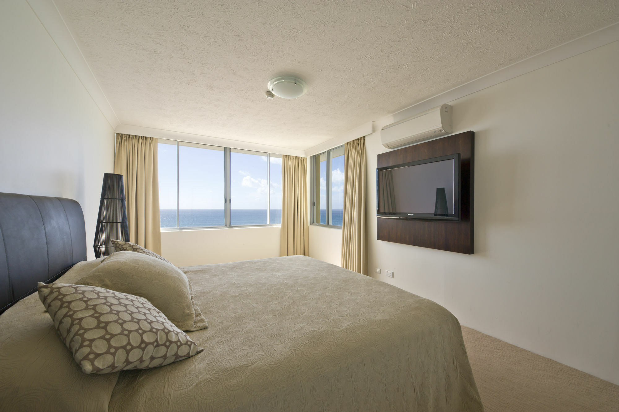 เบิร์คลีย์ ออน เดอะ บีช อพาร์ตเมนท์ Aparthotel โกลด์โคสต์ ภายนอก รูปภาพ